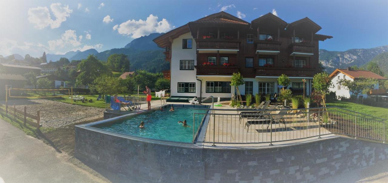 Gaestehaus Hartweger Bagian luar foto