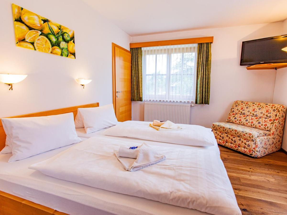 Gaestehaus Hartweger Bagian luar foto