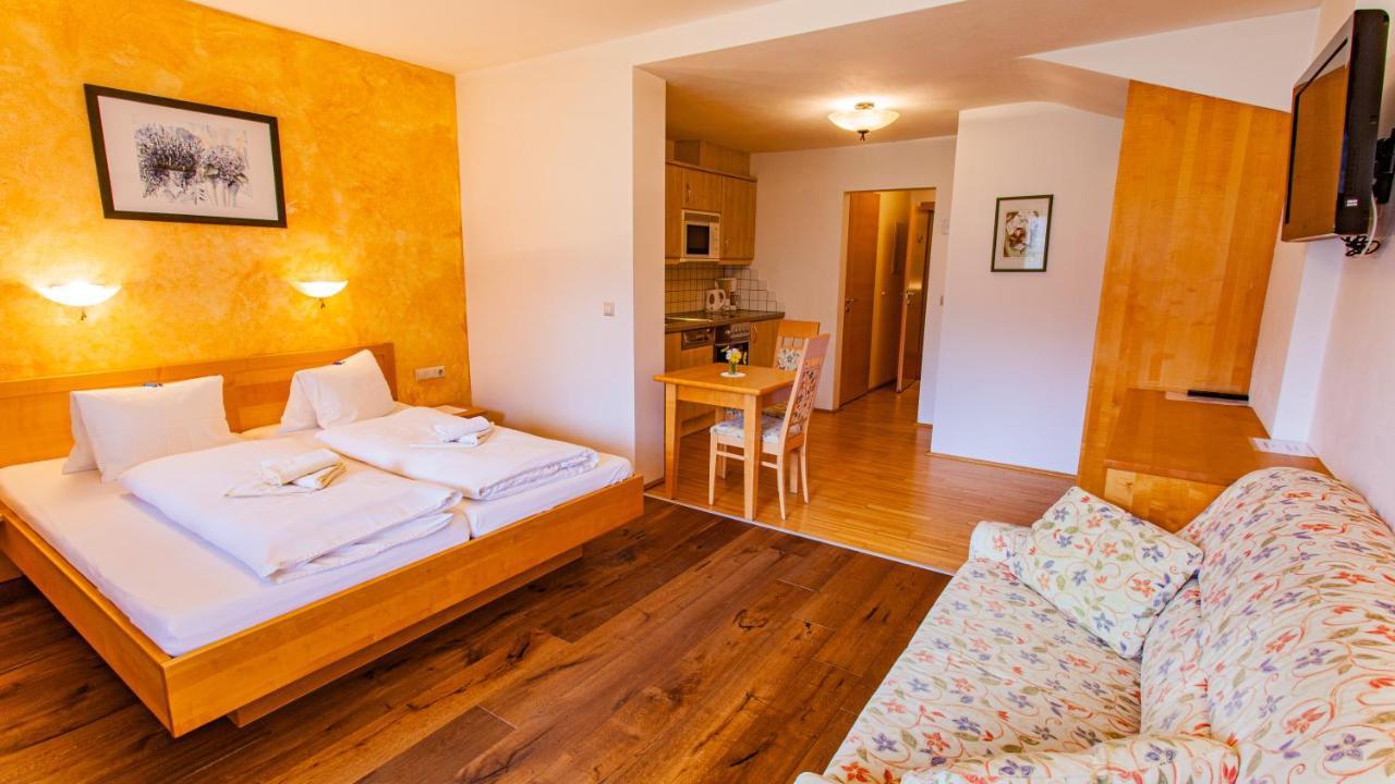 Gaestehaus Hartweger Bagian luar foto