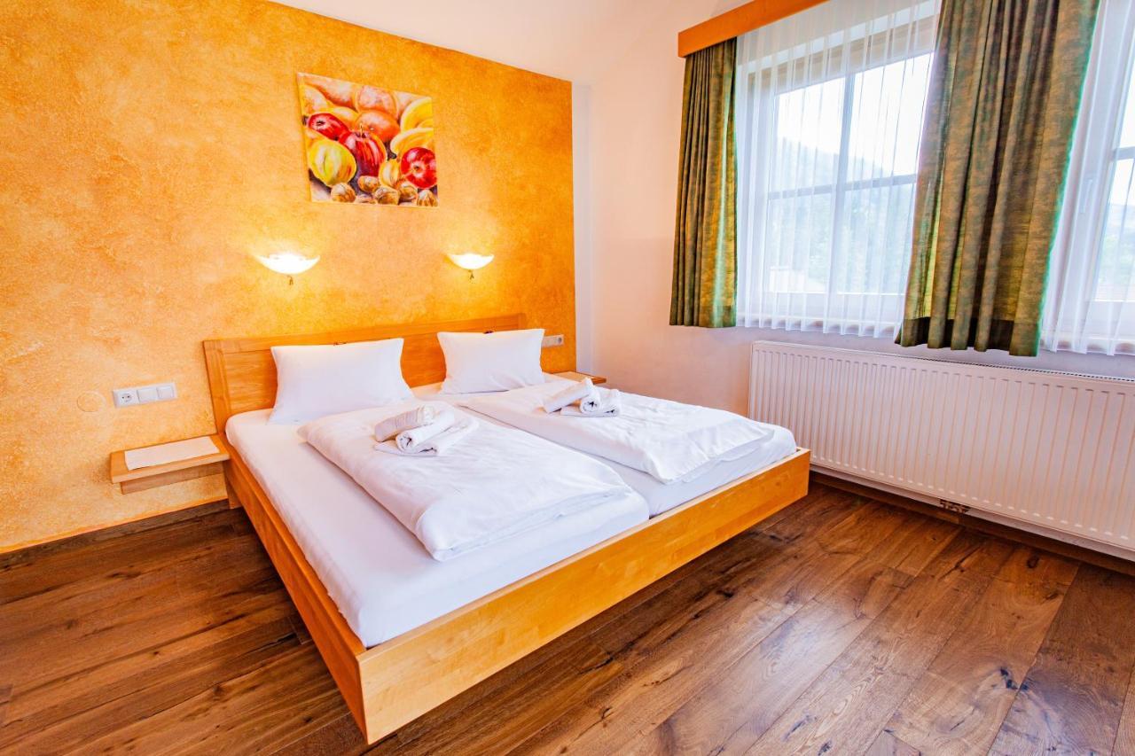 Gaestehaus Hartweger Bagian luar foto